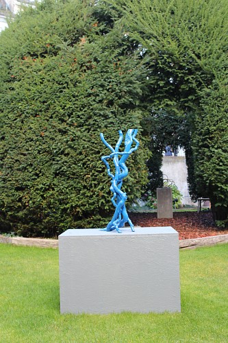Bruno Suter|Holz blau|76 x 16 x 31 cm